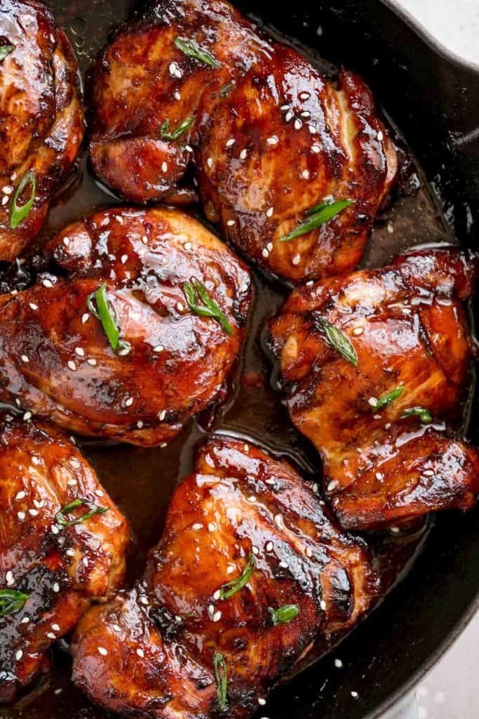 Honey Soy Baked Chicken Thighs | cafedelites.com