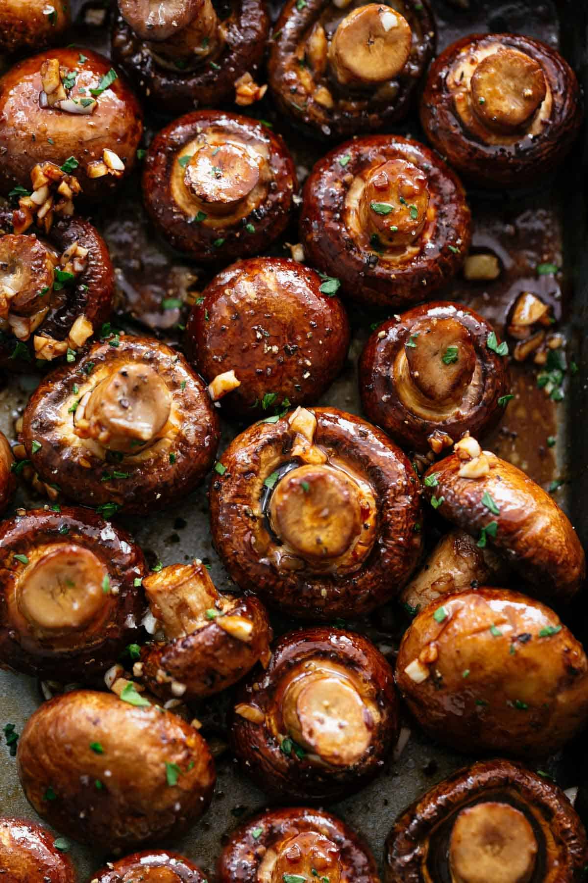 Roasted Mushrooms (Balsamic Soy) - Cafe Delites