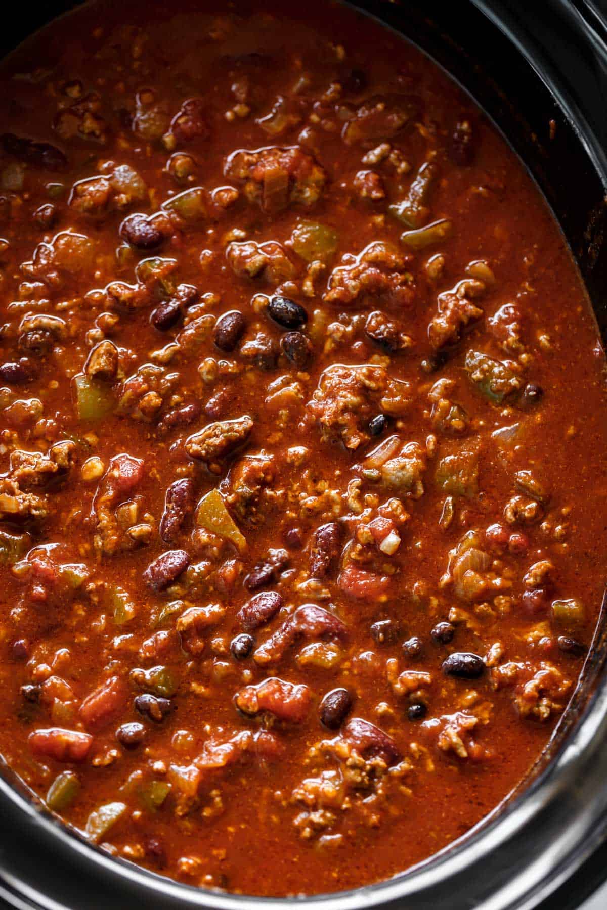 Slow Cooker Chili - Cafe Delites