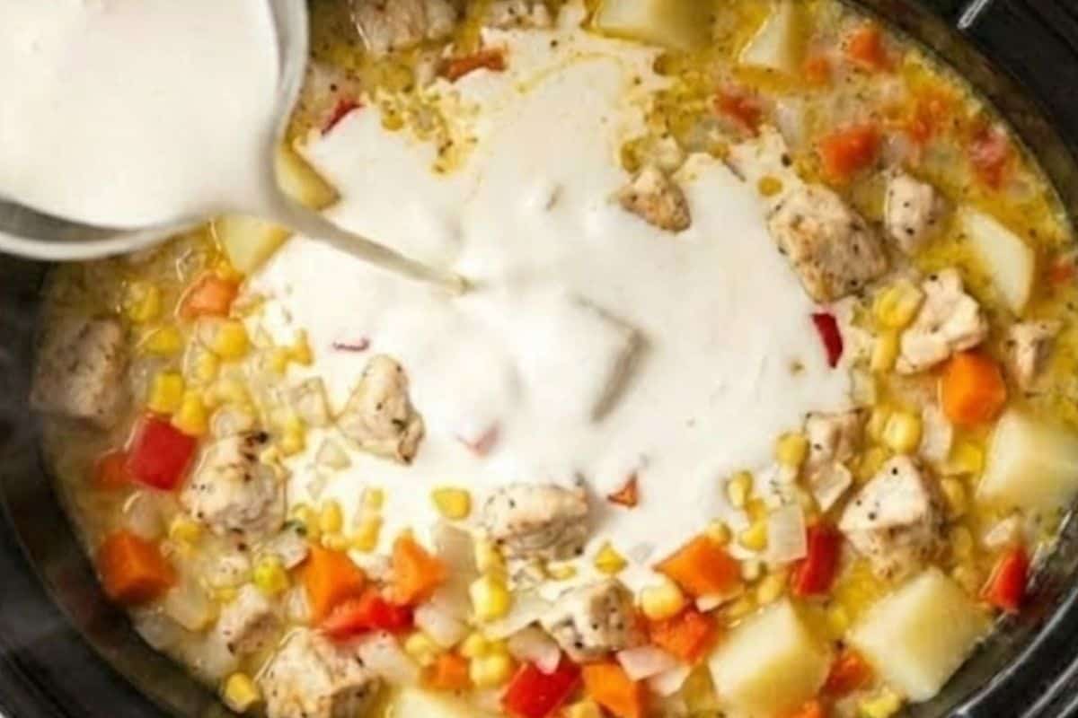 Stir in the cream into the slow cooker.