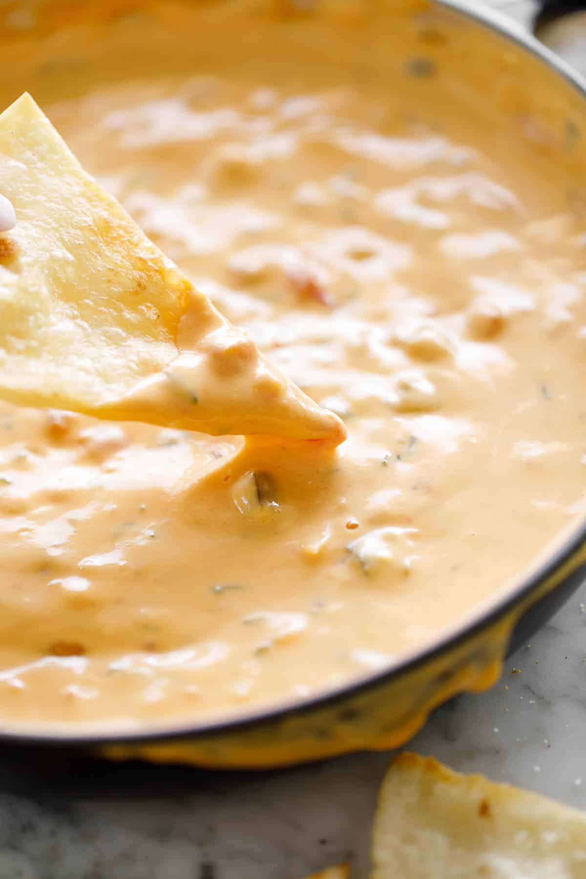 Queso with tortilla chips | cafedelites.com