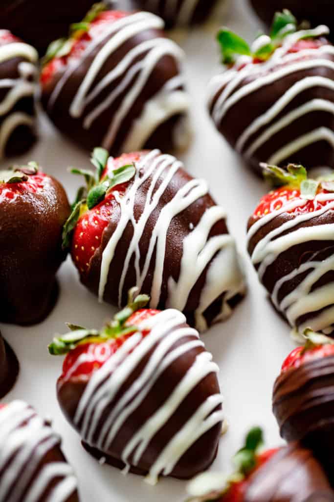 Drunken Chocolate Covered Strawberries - Cafe Delites