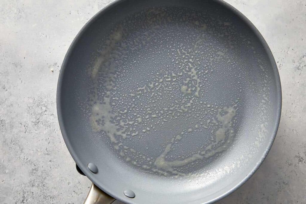 Large nonstick skillet preheated over medium-high heat and lightly coated with oil spray.