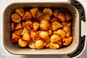 Top overview of potatoes in the air-fryer