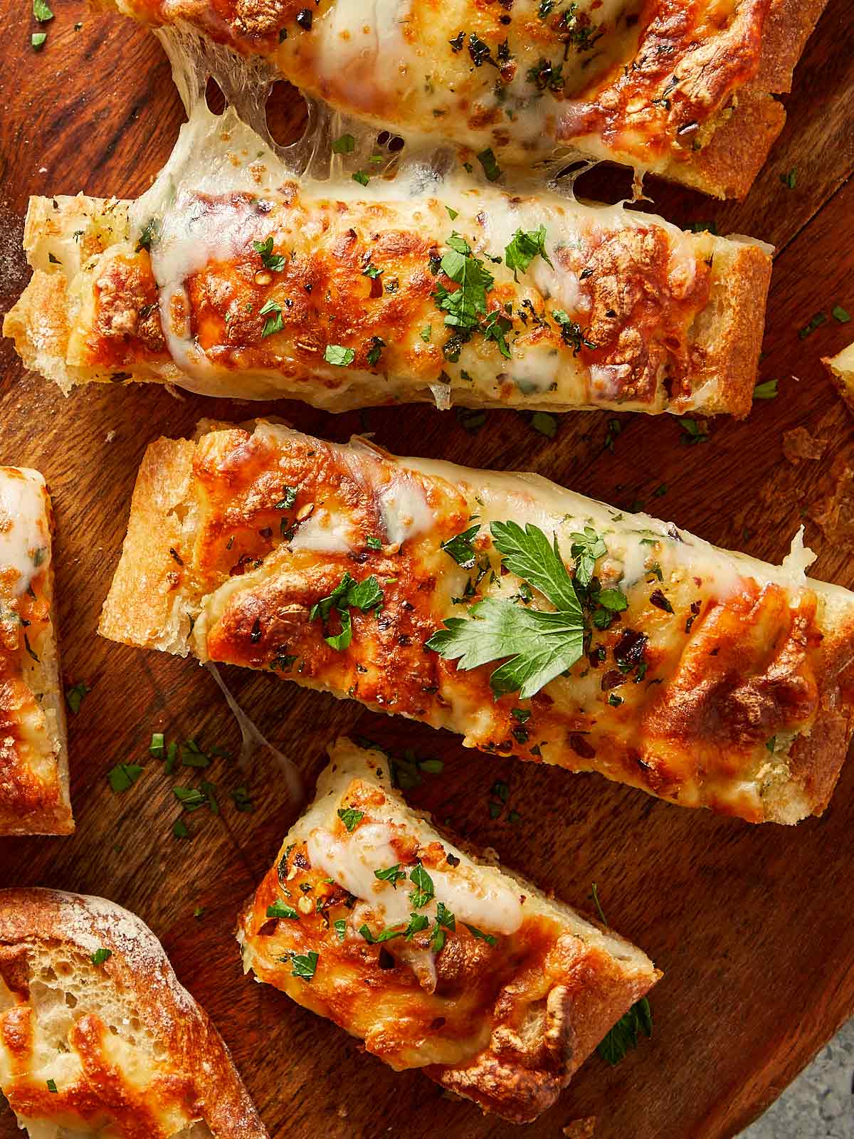 Cheese Garlic Bread with chili flakes