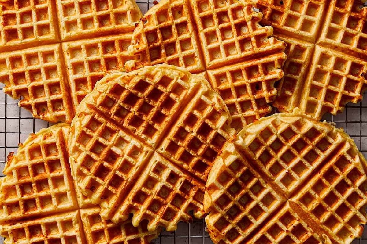 Circular waffles in a wire.